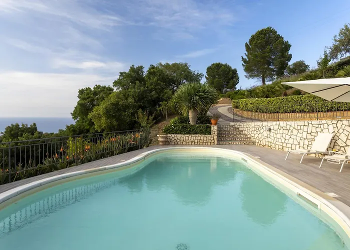 Il Basto 8 By Massimo Villa Cefalù