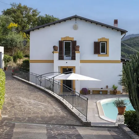 Il Basto 8 By Massimo Cefalu