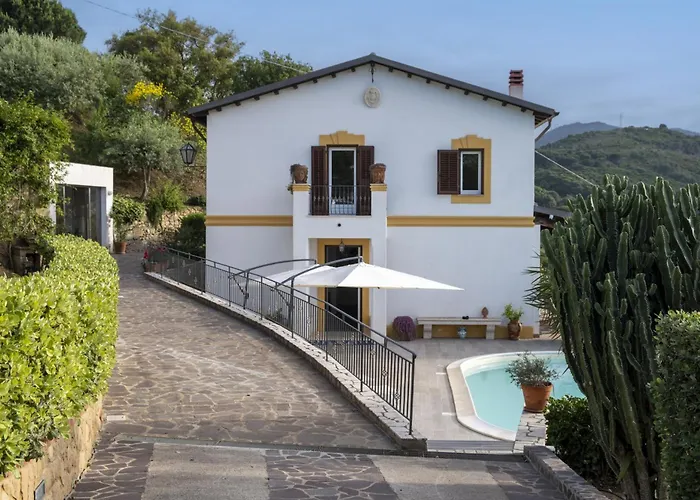 Il Basto 8 By Massimo Cefalù