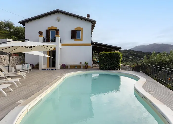 Villa Il Basto 8 By Massimo